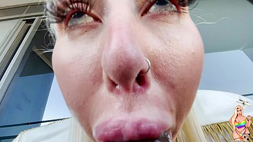 PAWG Mz Dani Sucks Big Black Dick in Public on Hotel Balcony
