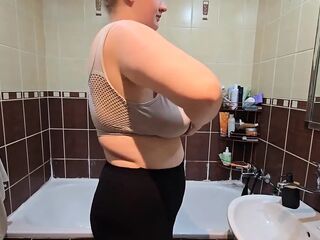 Breasty big beautiful woman Shows Her Large Natural Melons and Shaves Her Vagina - Sexy Shower