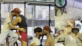 sexo entre dotados em plena luz do dia