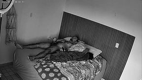 Brinque de pau duro na c&acirc_mera espi&atilde_ em house.