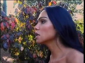 Brazilian sunburnt tranny Bianca Alante with big jugs gets her asshole polished on the backyard