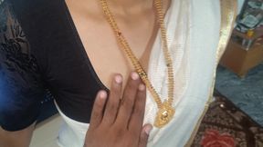 Married Women Office Romance with Malayala Saree