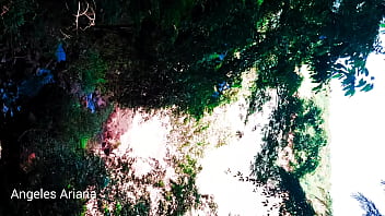 Sexo al aire libre.Historia real!.Sexo arriesgado.Haciendo trekking en Salto Mariposa, Pto.Iguaz&uacute_ Misiones, me encuentro con un misionero.Le ped&iacute_ un favor anal.