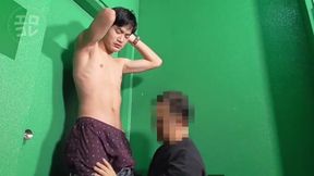 Uncle Man Engulfing Str8 Man S Cock0054