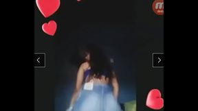 Novinha gostosa dan&ccedil_ando de shortinho