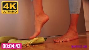 Amazon Sidney's Barefoot Crush - 4K MP4