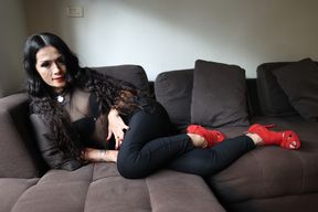 Hot Mature Asian From Pattaya Fucked Anal