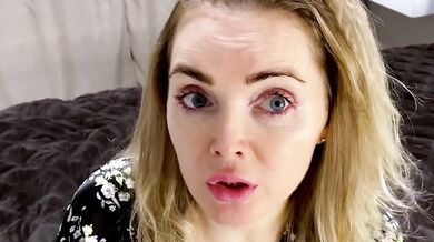 My friend's Russian MILF taught me how to deepthroat and cum on her face