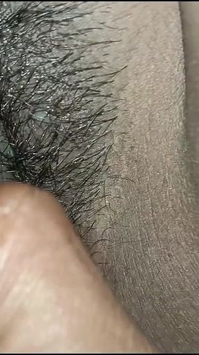 Bhabhi Ghar per Aakeli Pati Bahar