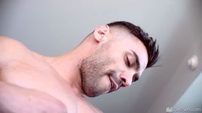 Bodybuilder Arad Winwin Pounds Out His Twink Roommates Tight Hole