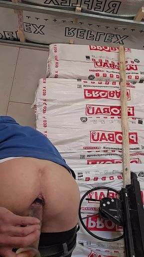New week, new day, still horny on the construction site