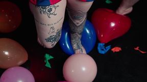 double pomni balloon pop + photo set!