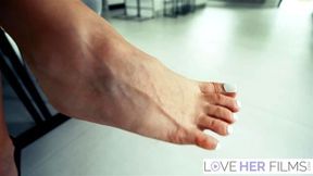 Sensual Foot Tease with Ella Reese