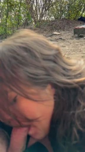 Fucking a bitch's mouth at a picnic