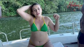 sexo com 2 negoes e uma ruivinha em alto mar