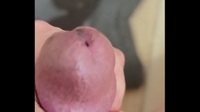 CLOSEUP HD CABEZOTA DE MI VERGA DURA MIENTRAS ME METO A BA&Ntilde_AR