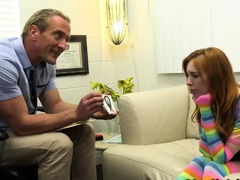 She cant think about anything except cocks even in therapy