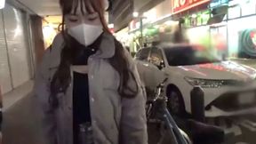 Amateur POV Exploration of Local Girls' Preferences - Meet Yuna from Fukuoka's Streets