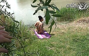 Mira-grey, spanner spritzt mir in die muschi, public!