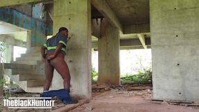 Ugly a Big Dildo in My Ass in Construction