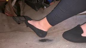 Driving in black flats on I10 West