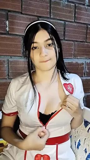 Beautiful girl playing with her pussy masturbate