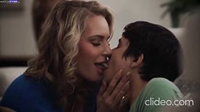 Hot MATURE Rachel Cavalli chupando y gozando