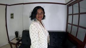 milf quarentona quer matar a curiosidade de como e fazer um filme e sai com a buceta pingando porra