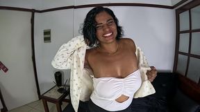 milf quarentona quer matar a curiosidade de como e fazer um filme e sai com a buceta pingando porra