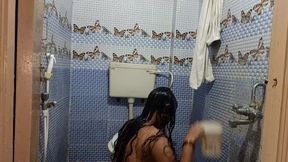 Big Ass Telugu Hyderabadi Indian Wife in Shower