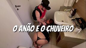 Primeira vez com um an&atilde_o - Filme completo com foda e gozada na cara