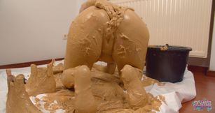 Muddy boots masturbation
