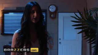 Brazzers - Supreme female Eliza Ibarra lests her kink out on vaca