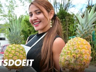 Sexy Pickup And Screw With Melissa Lujan - LETSDOEIT