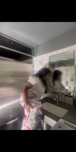 What Would You Do If You Found Me Under Your Christmas Tree!   Clip 2