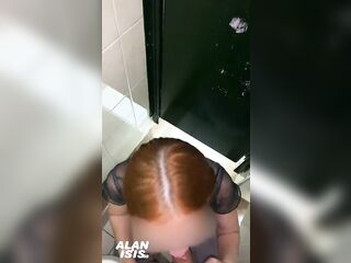 I banged a beauty in the restaurant washroom, and other customers heard us.