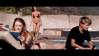 Guy pounds big tits babe’s tight ass