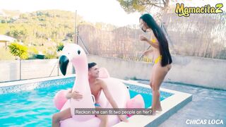 Chicas Loca - Big Ass Latina Andreina De Luxe Gets Fucked by the Pool