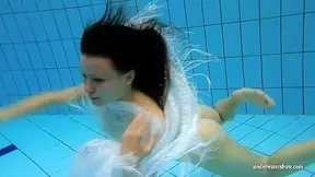 UnderwaterShow Video: Kristy