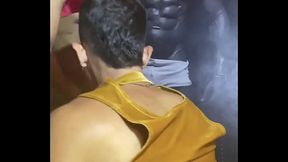 O dotad&atilde_o Ralhael Lyon encheu minha cara de leite no Cruising parada no Centro do Rio