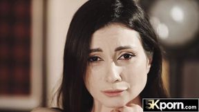 5KPORN &ndash; European MILF Loves Sucking Cock