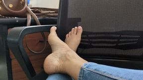 Katherine Barefoot highly arched feet Queen