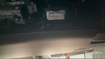 Escenas ineditas de mi auto por debajo