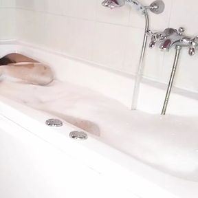 Super-hot Bombshell Dexye Takes a Bath and Flaunts Her Sexy Feet