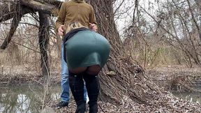 Squeezing my stepmother in law'_s fat ass in a leather skirt before she helps me pee outside