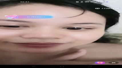 12382424 Froggie Mango Live