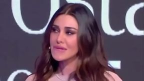 Belen Rodriguez, tette in mostra