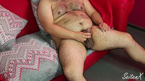gordito peludo de chile masturbandose