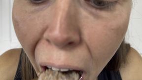 i love a good mouthful. mouth eating fetish 2