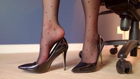 Seductive Legs Of Stella - Dark Dots Pantyhose - 2 Clips